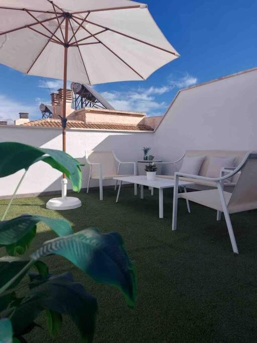 Cozy Apartment Malaga Exterior photo